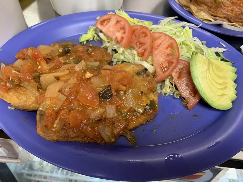 Taquería Los Gallos food